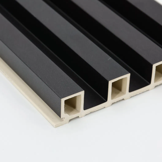 WPC壁パネルの厚さの選び方は？ 5mm、7mm、9mm、12mm アプリケーションの完全ガイド